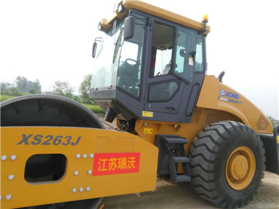 徐工263振動(dòng)壓路機(jī)
